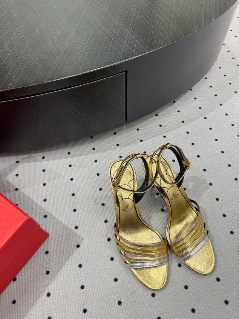 Va1e*ntin0 heeled shoes